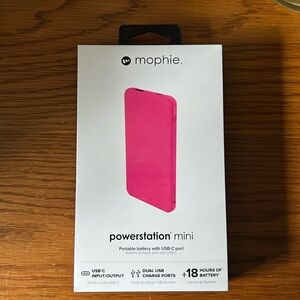 Mophie powerstation mini portable battery with USB-C port NEW